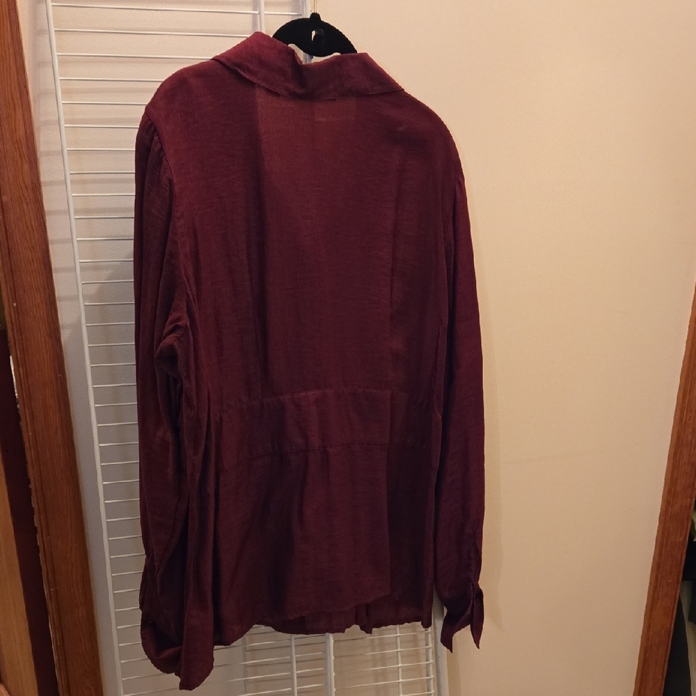Coldwater Creek Burgundy Button-Down Shirt - Picture 2 of 9